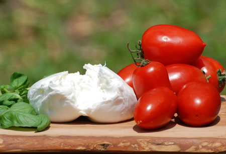 Commander de la Burrata Burrata fraîche : Garniture crémeuse à base de crème