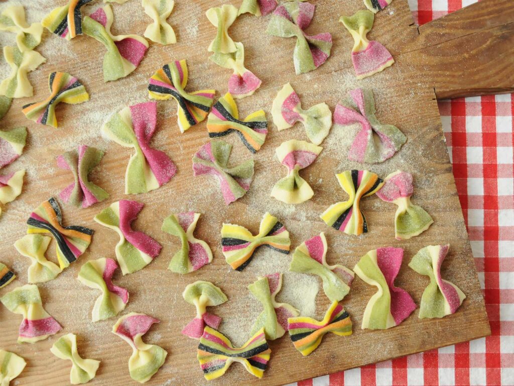 Faire des pâtes colorées soi-même - Gustini - Passione italiana