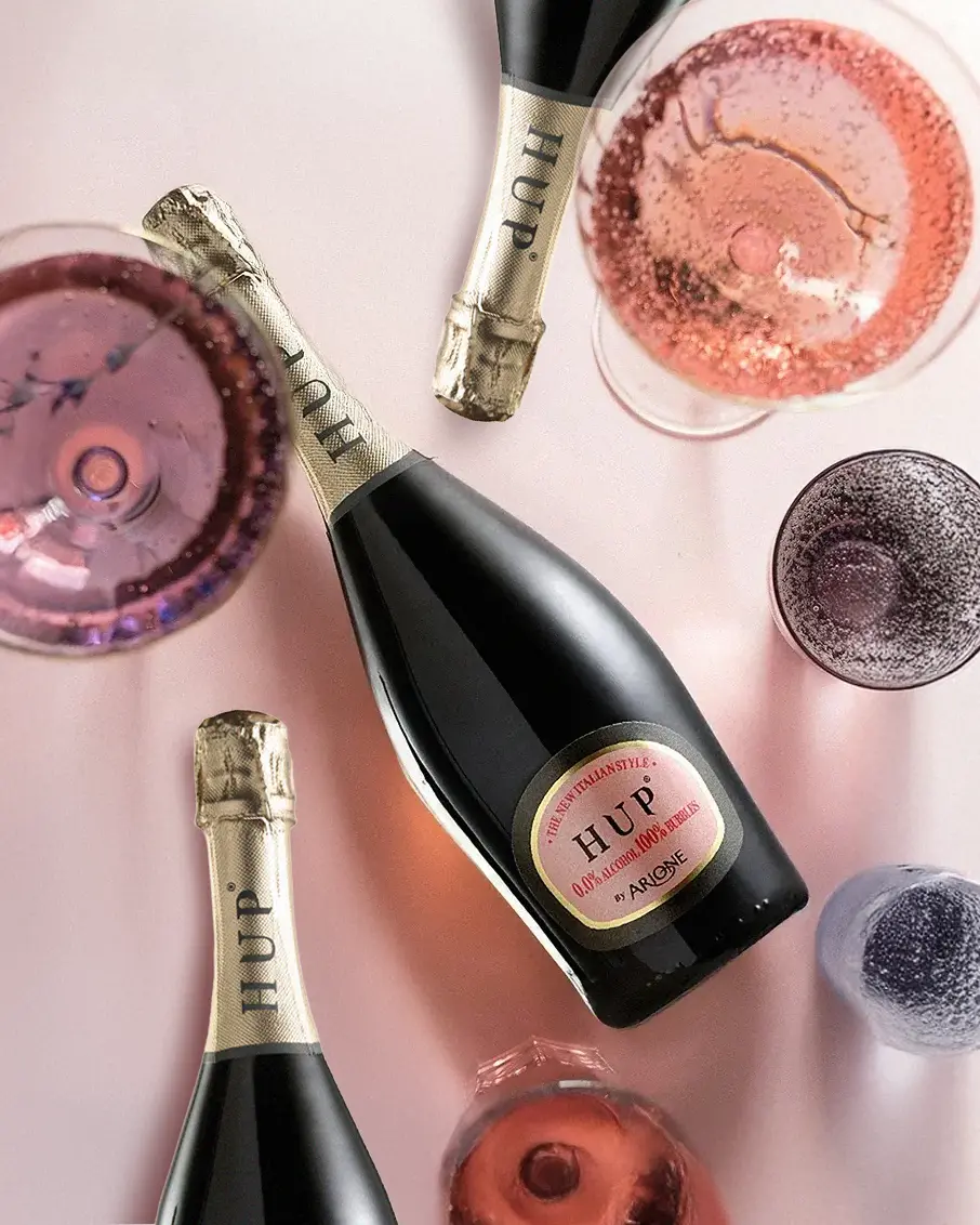 HUP Rosso - Spumante rouge sans alcool Alkoholfreier Schaumwein Rot - 3er Sparset – ansprechend in Szene gesetzt