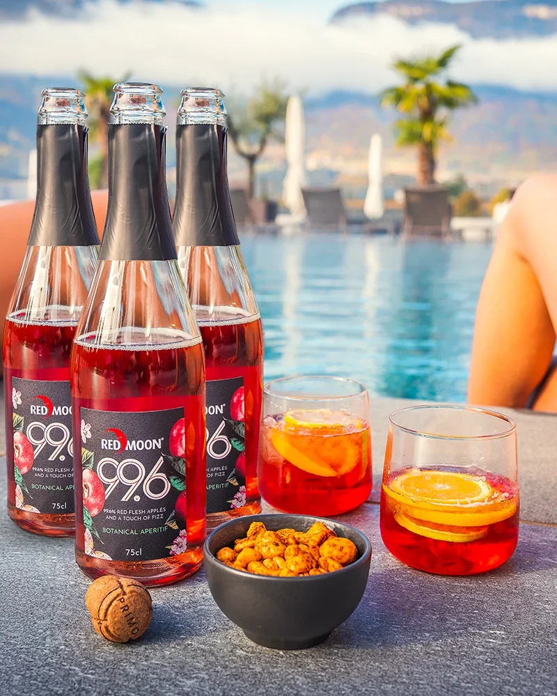 Red Moon sans alcool - Lot de 3 Red Moon 99,6 - Sparset 3 x 0,75 l – ansprechend in Szene gesetzt