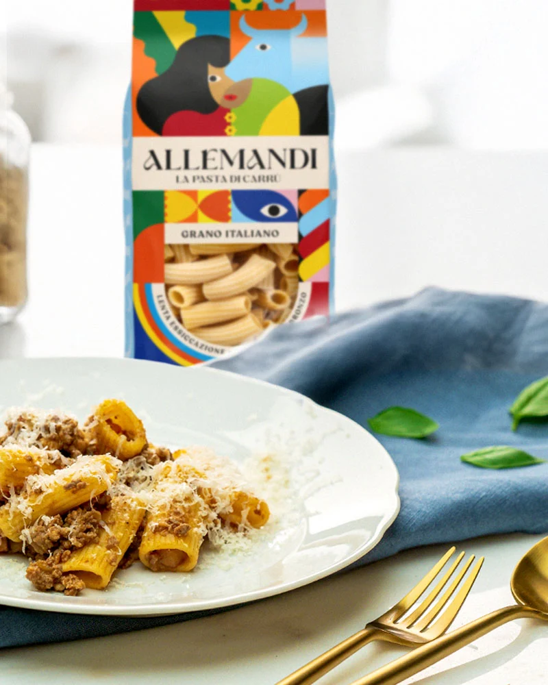 Rigatoni - Pâtes premium Rigatoni - Premiumpasta – ansprechend in Szene gesetzt