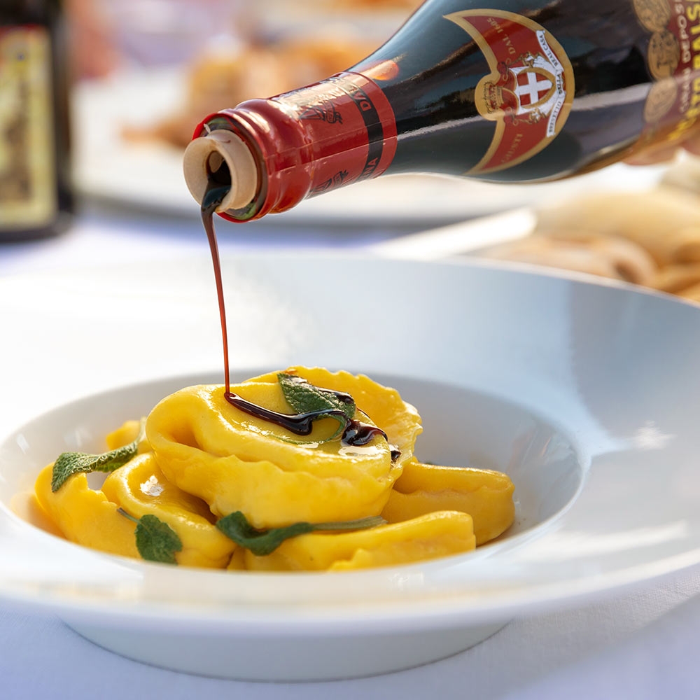 Balsamico Il Denso Giusti - Testsieger – mit passenden Accessoires arrangiert