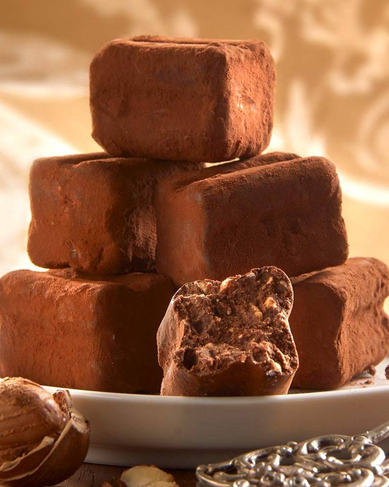 Tartufi - noisettes et chocolat noir Tartufi - Haselnuss und dunkle Schokolade