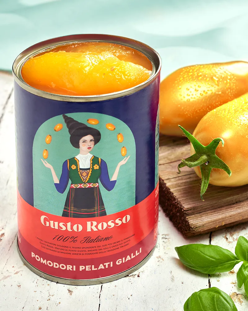 Tomates jaunes pelées