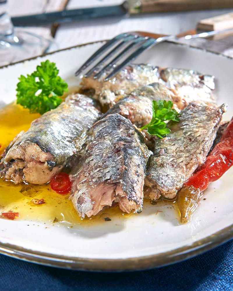 Filets de sardines piquants dans huile d'olive